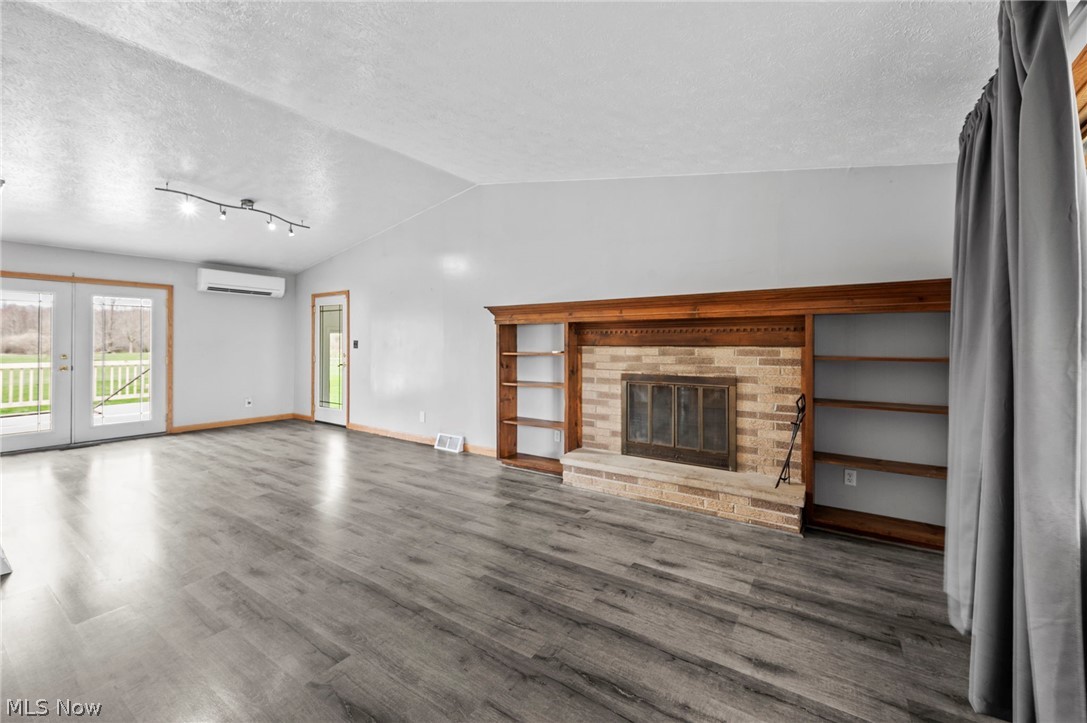8611 Chatham Road Medina, OH 44256 - Photo 5 of 35 Gallery Image 5