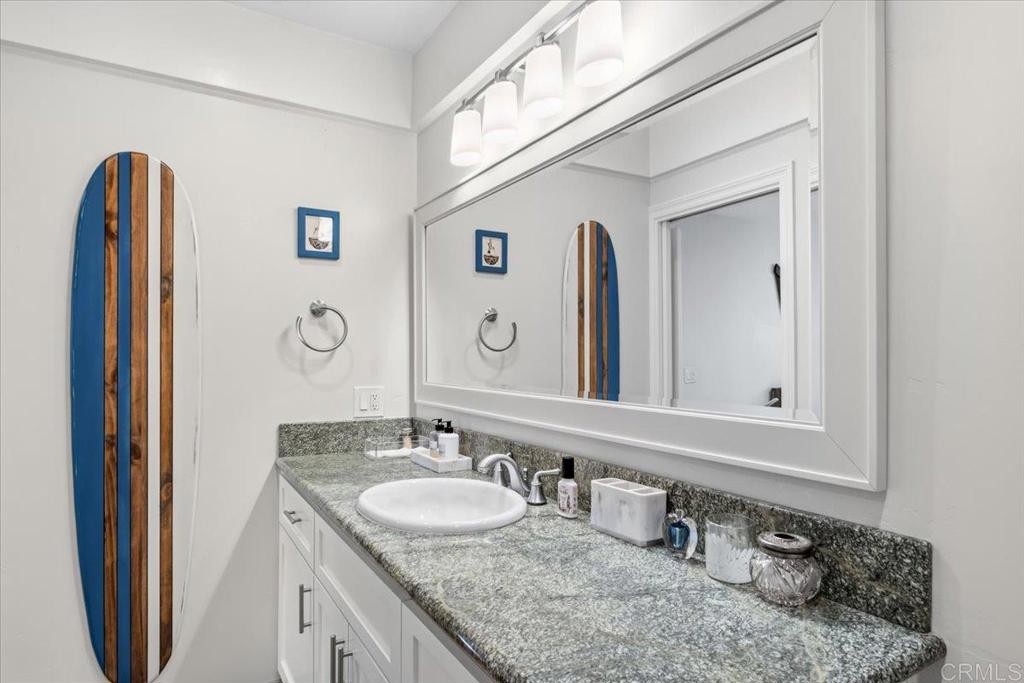 201 Via Osuna Rancho Santa Fe, CA 92091 - Photo 26 of 44