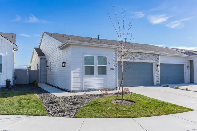 $454,900 | 2186 North Leatherwood Avenue, Star, ID 83669