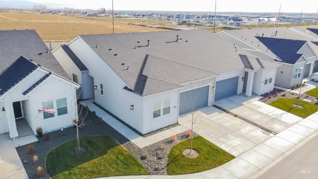 $454,900 | 2186 North Leatherwood Avenue, Star, ID 83669