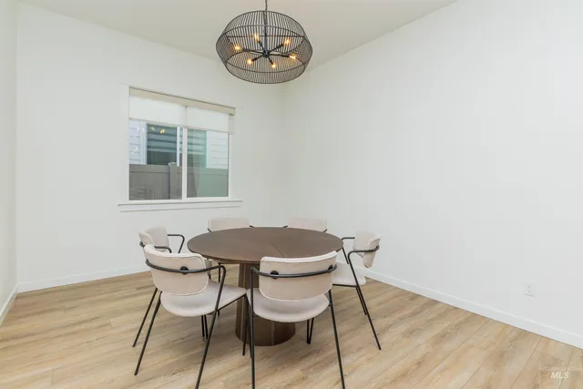 $454,900 | 2186 North Leatherwood Avenue, Star, ID 83669