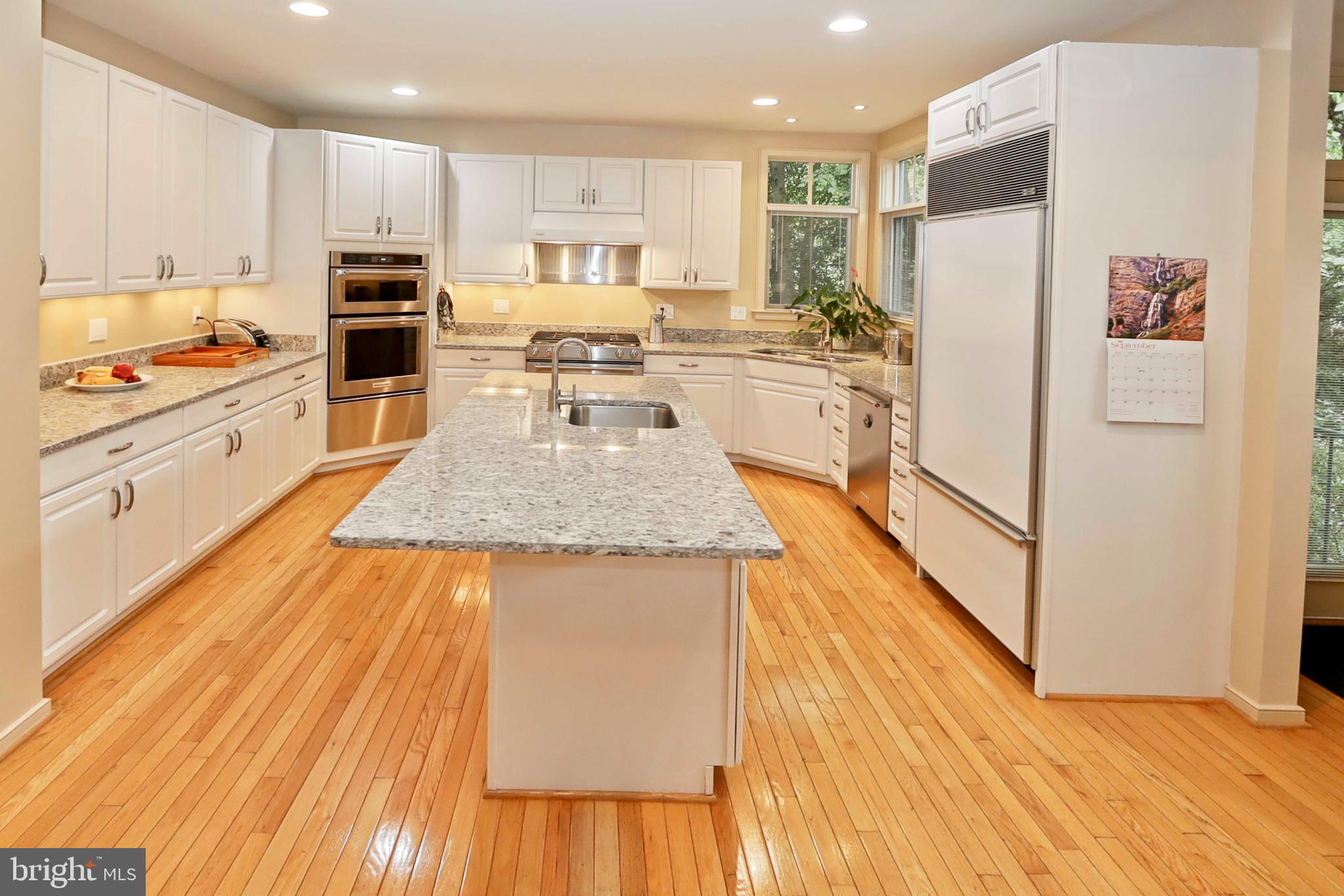 1453 Waterfront Road Reston, VA 20194 - Photo 12 of 56 Top-of-the-Line appliances