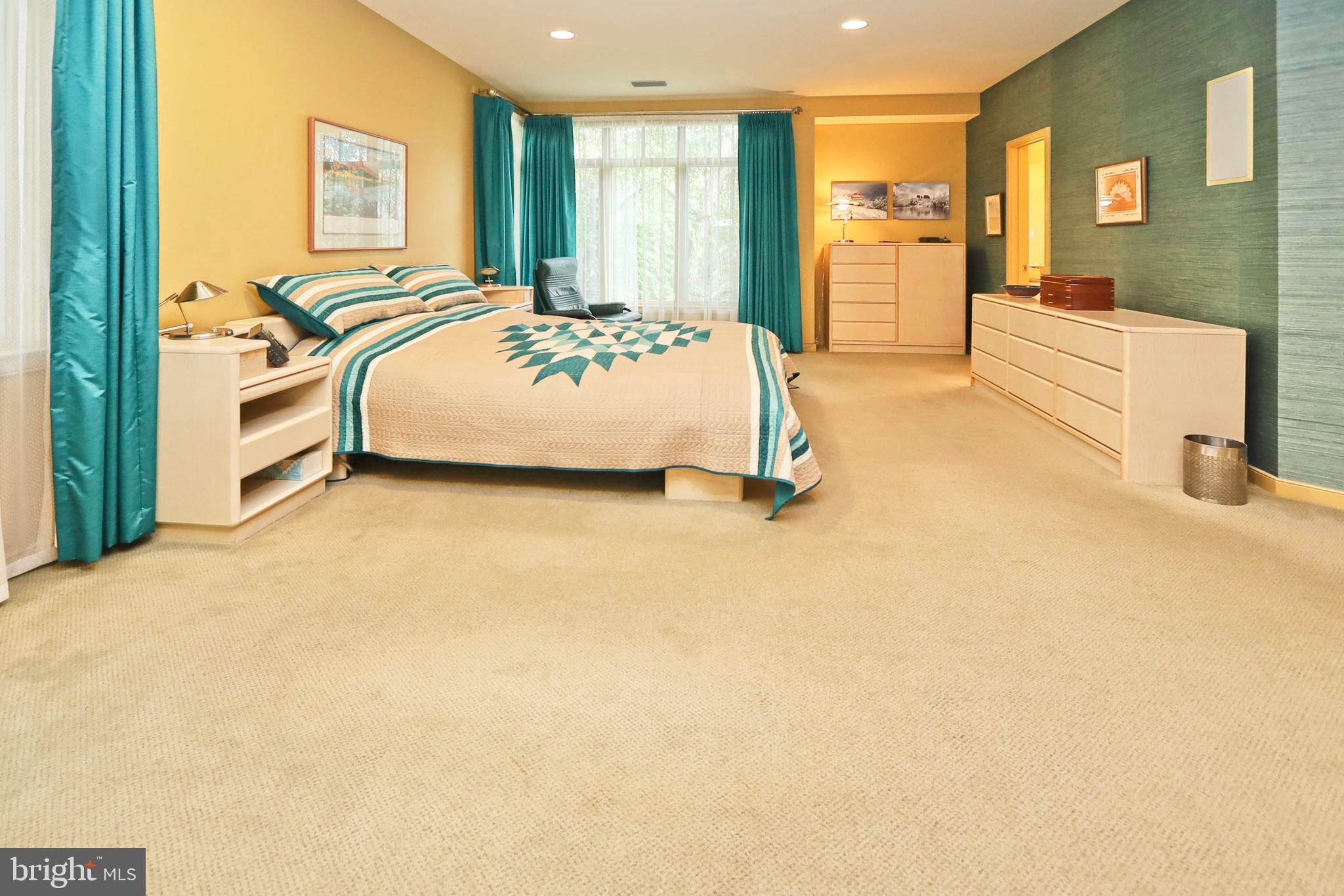 1453 Waterfront Road Reston, VA 20194 - Photo 23 of 56