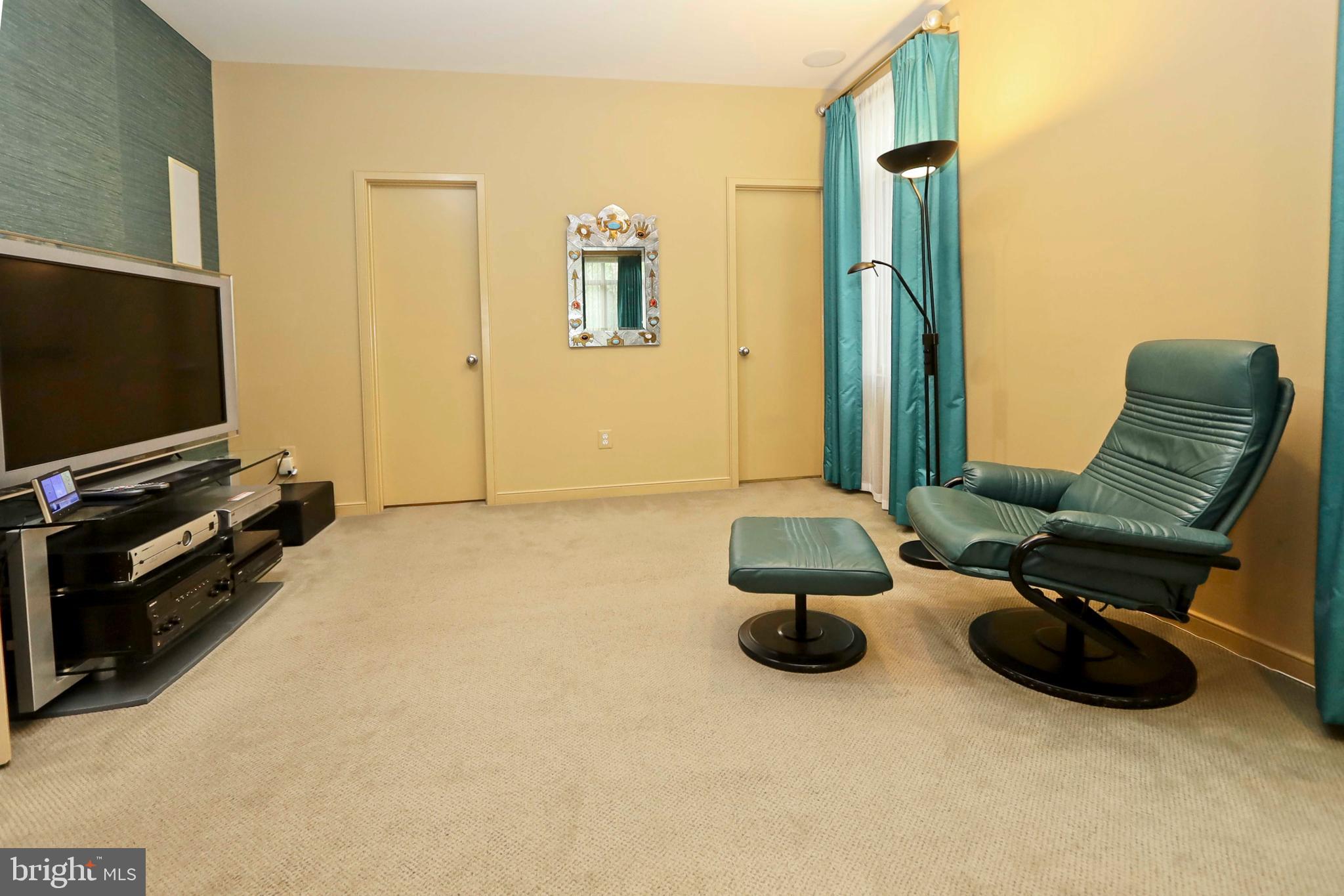 1453 Waterfront Road Reston, VA 20194 - Photo 26 of 56