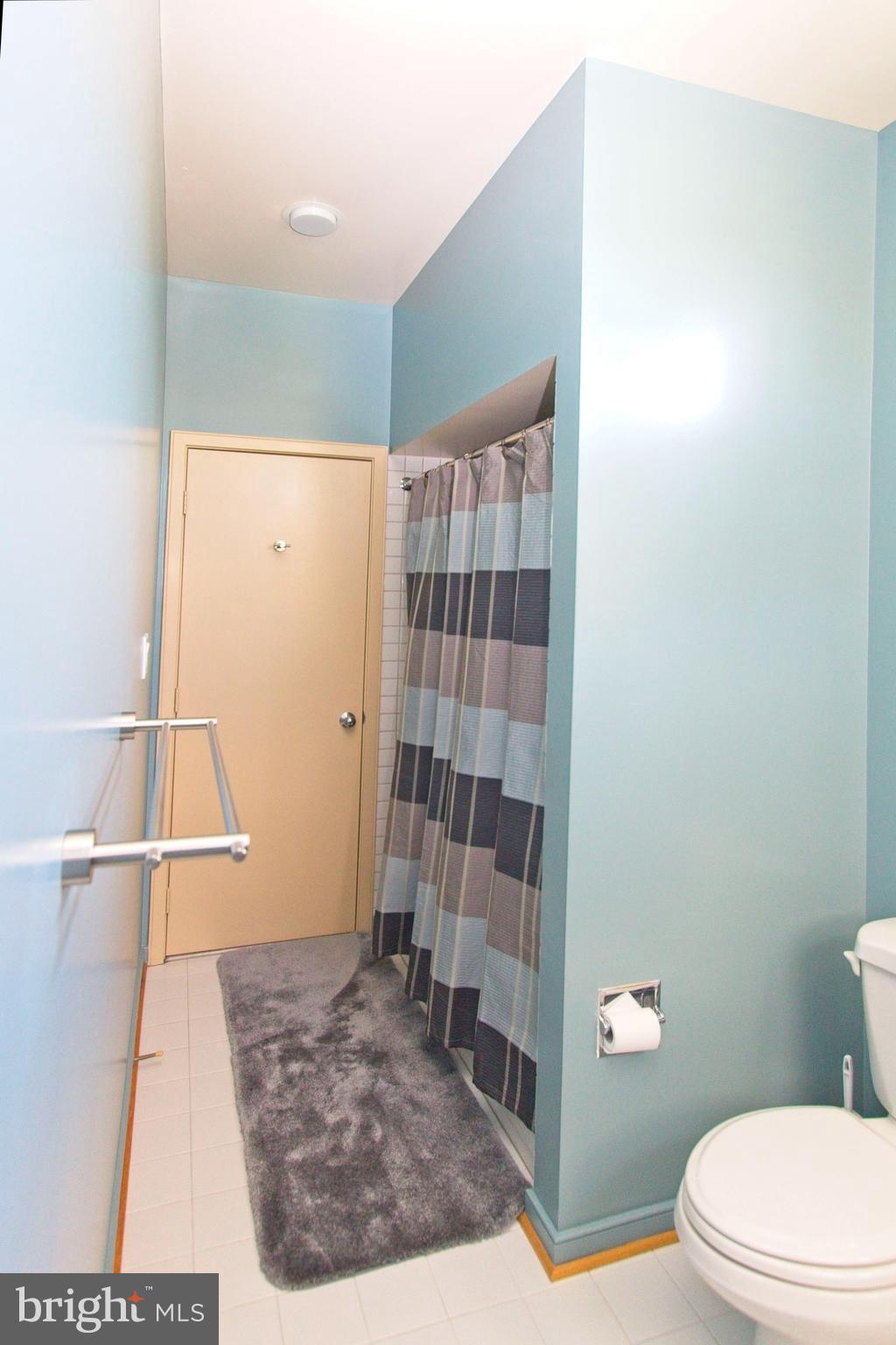 1453 Waterfront Road Reston, VA 20194 - Photo 35 of 56