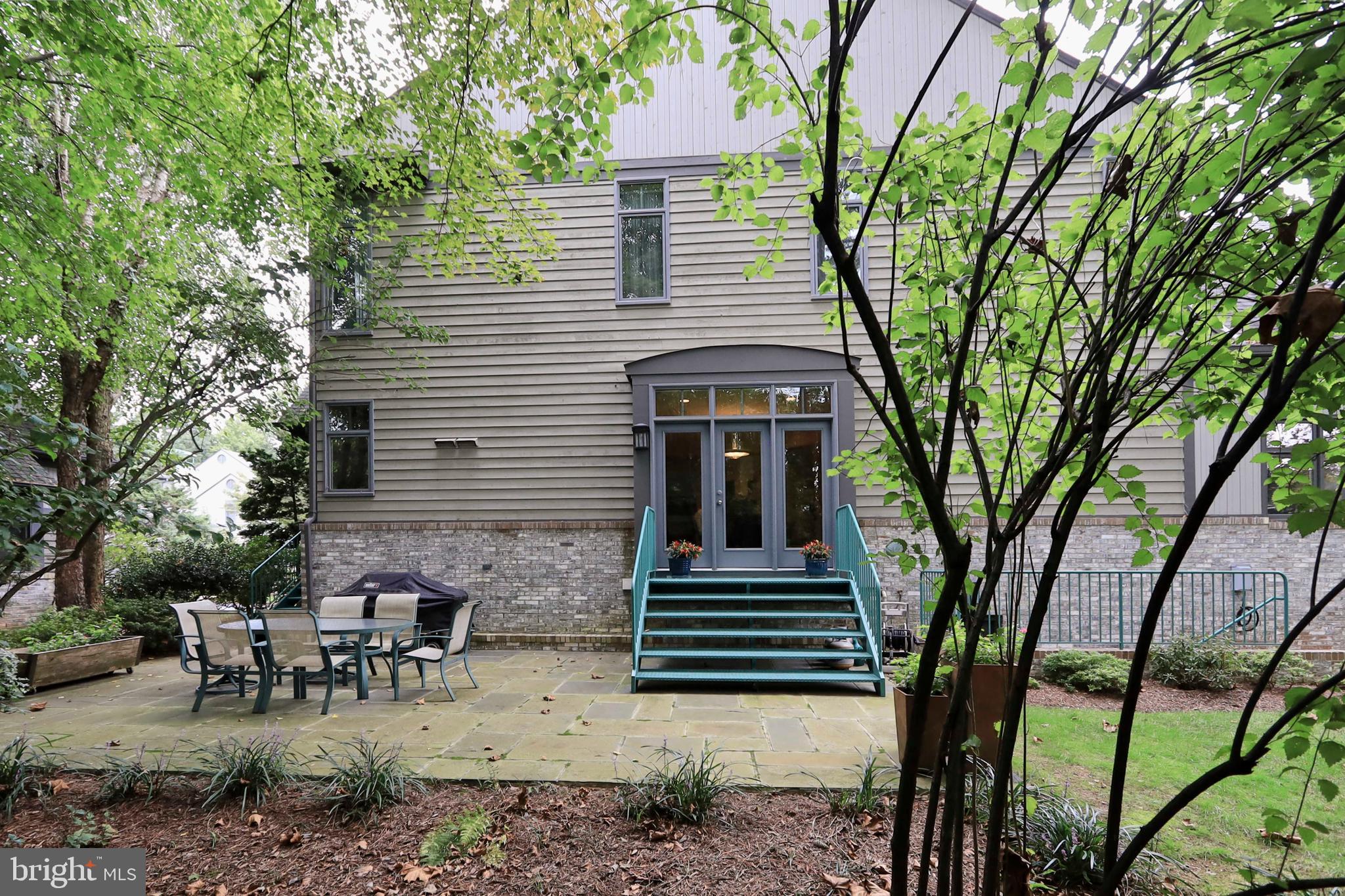 1453 Waterfront Road Reston, VA 20194 - Photo 47 of 56 Rear view of the house