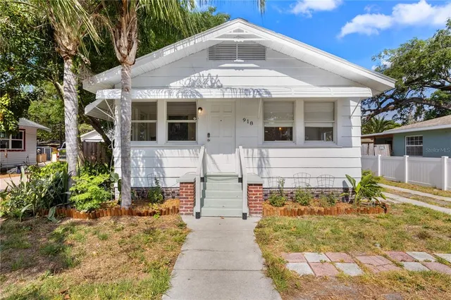 $2,500 | 918 16th Street West, Bradenton, FL 34205