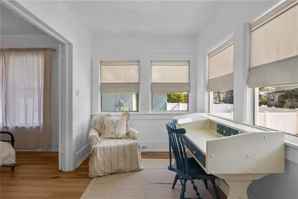 $2,200 | 918 16th Street West, Bradenton, FL 34205