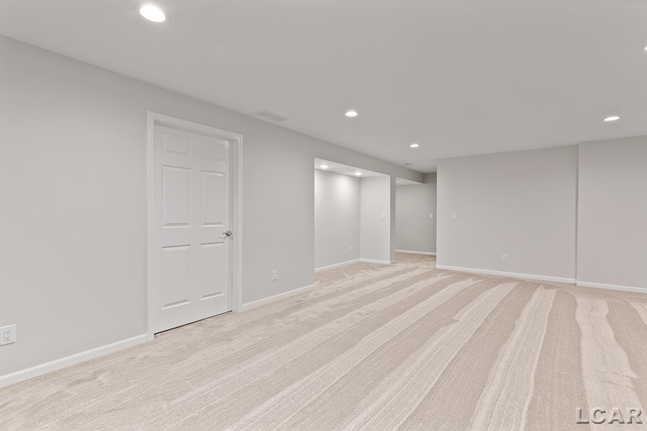 563 Ridge Lane, Unit 28A Tecumseh, MI 49286 - Photo 32 of 38