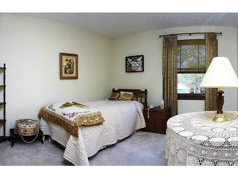 8061 Castle Lake Road Indianapolis, IN 46256 - Photo 15 of 24 Gallery Image 15