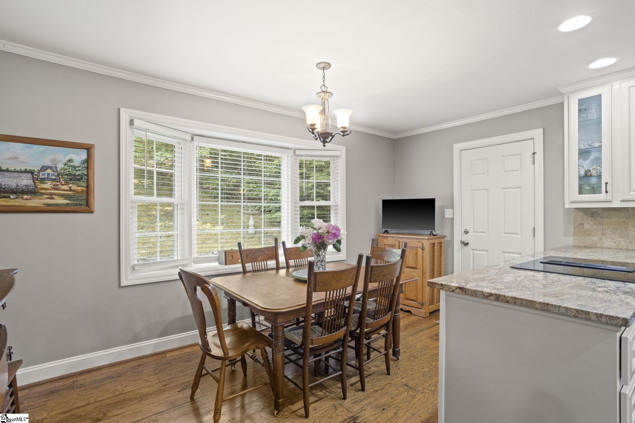 651 Altamont Road Greenville, SC 29609 - Photo 14 of 45