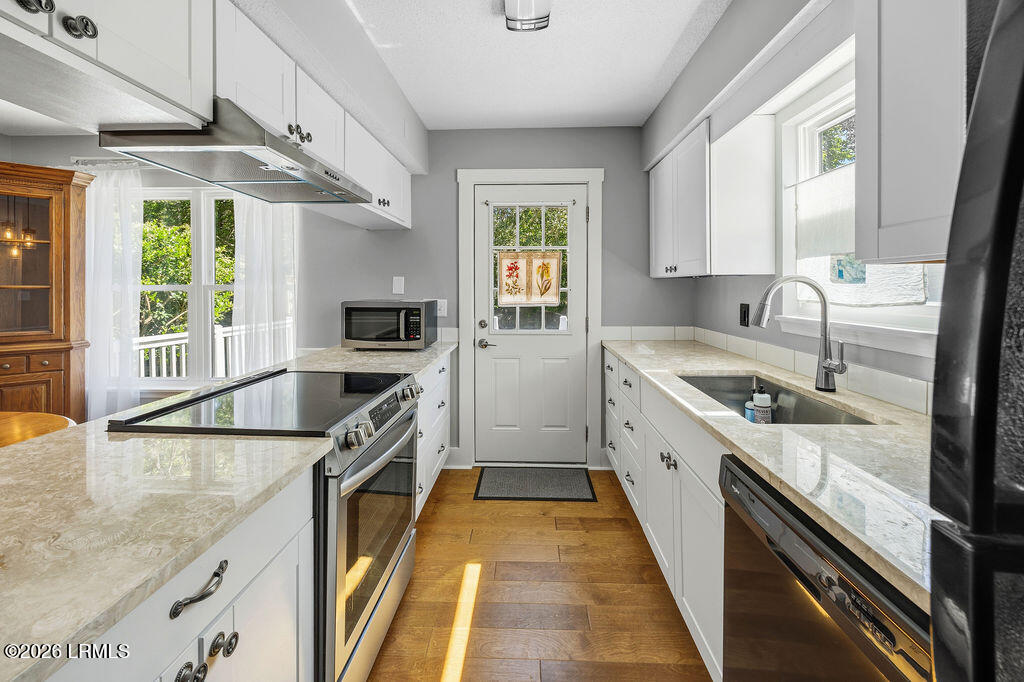 2907 Riverside Drive Beaufort, SC 29902 - Photo 9 of 46 0I4A4129