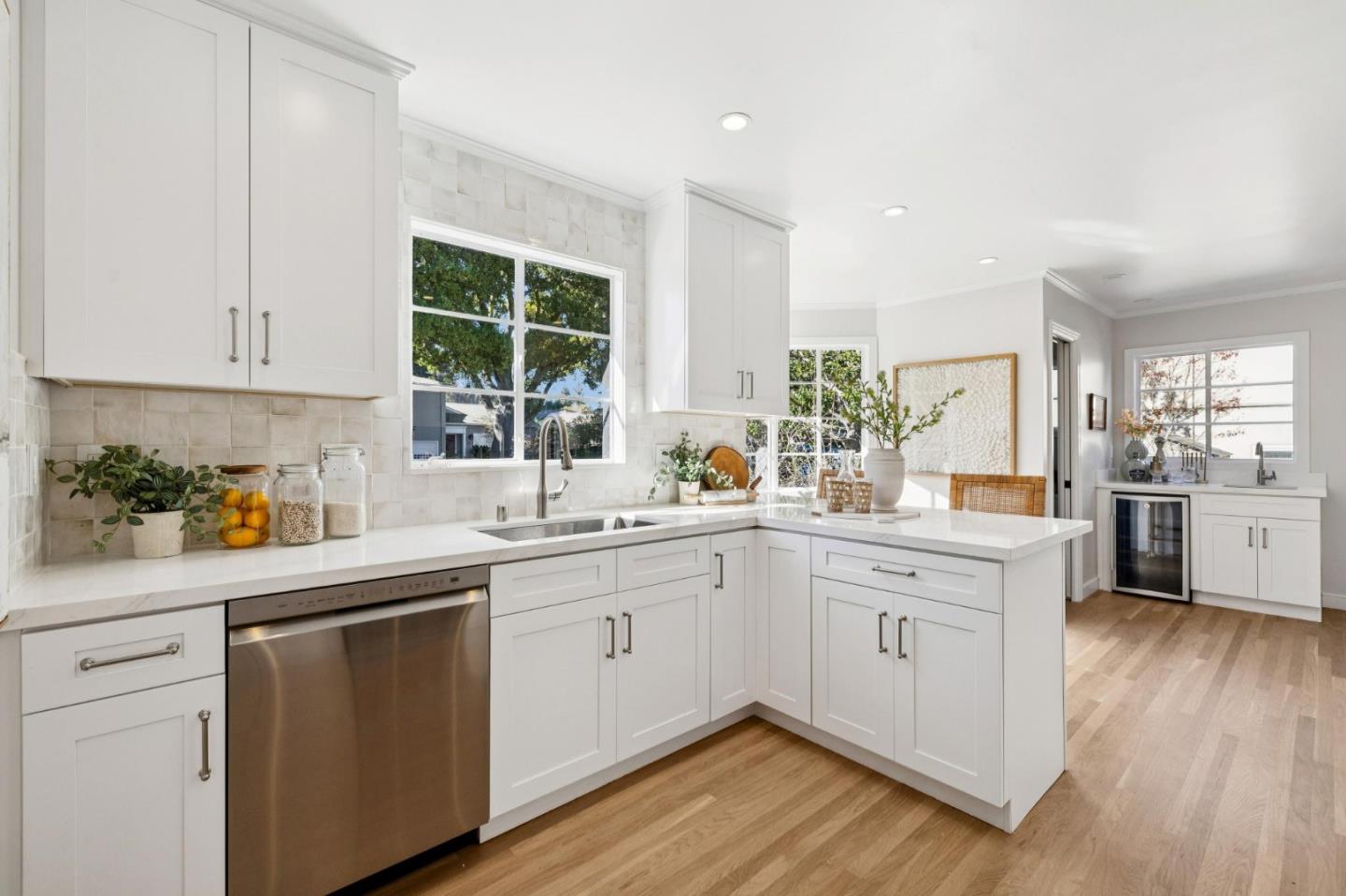22 De Sabla Road San Mateo, CA 94402 - Photo 18 of 90