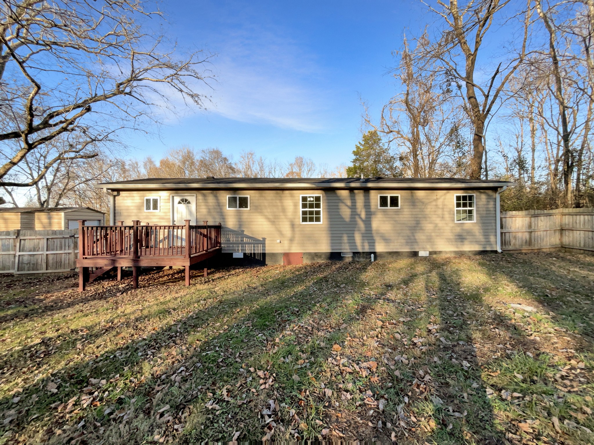 690 Thomas Road Lebanon, TN 37087 - Photo 17 of 17 front view of a house with a yard