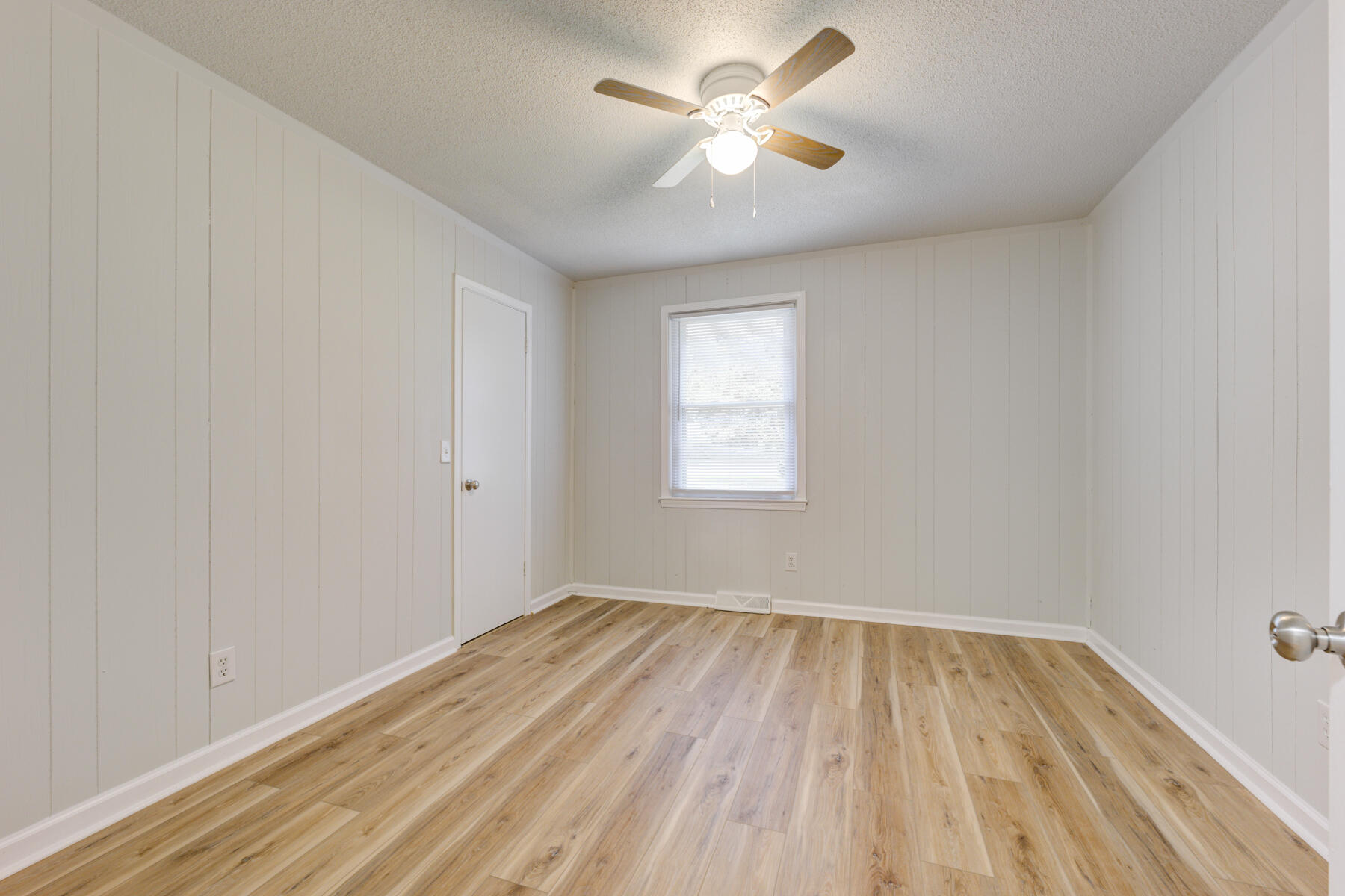 121 Wallace Road Goose Creek, SC 29445 - Photo 11 of 47 121 Wallace Rd, Goose Creek SC (11)