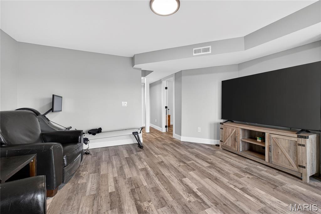 1842 Ridgeview Cir Drive Ballwin, MO 63021 - Photo 24 of 38