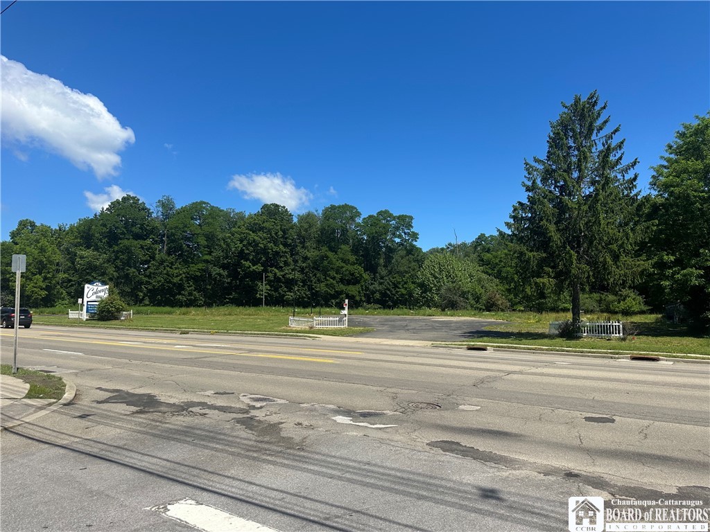 620 Fairmount Avenue Ellicott, NY 14701 - Photo 1 of 10