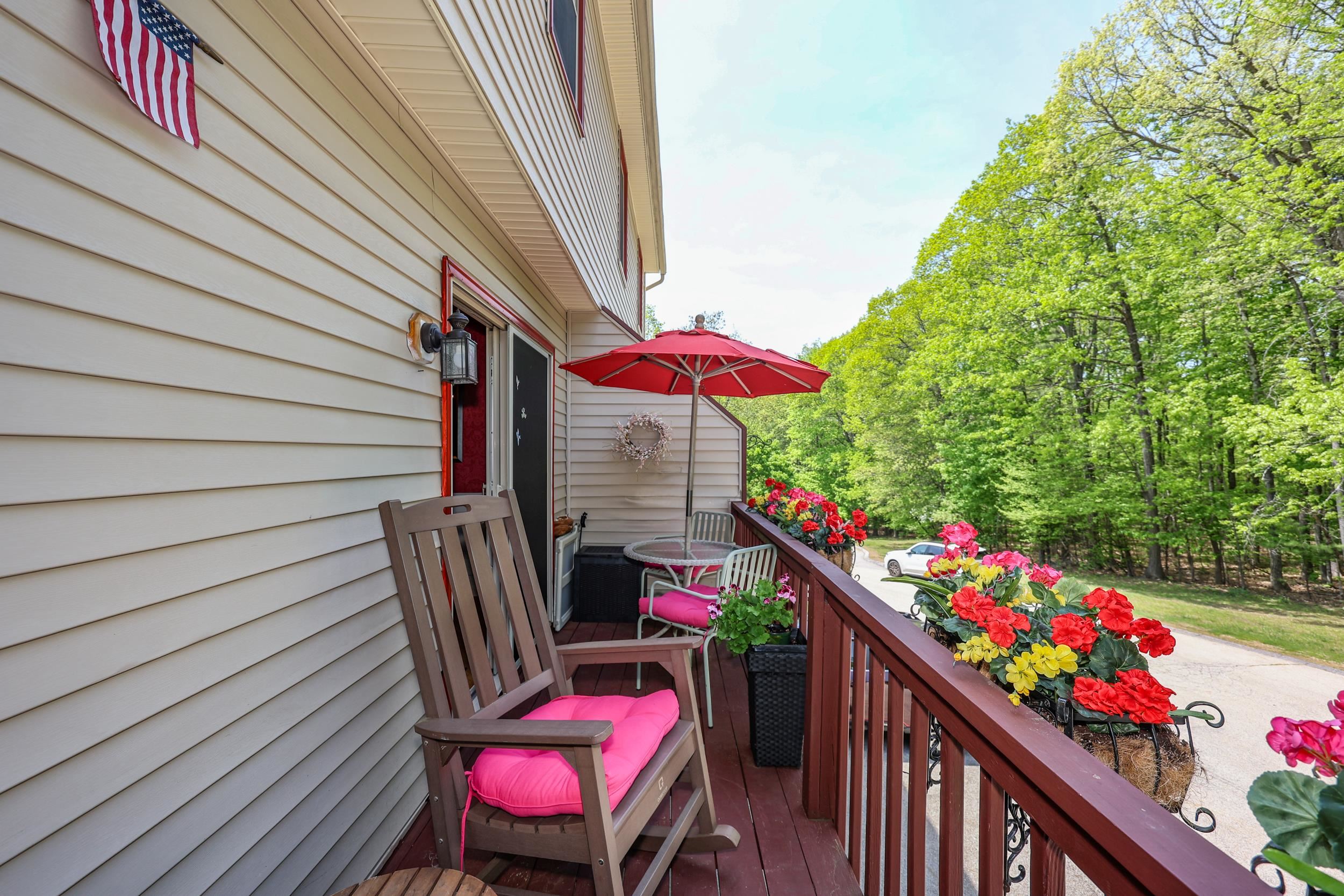 31 Stanstead Place Nashua, NH 03063 - Photo 14 of 42