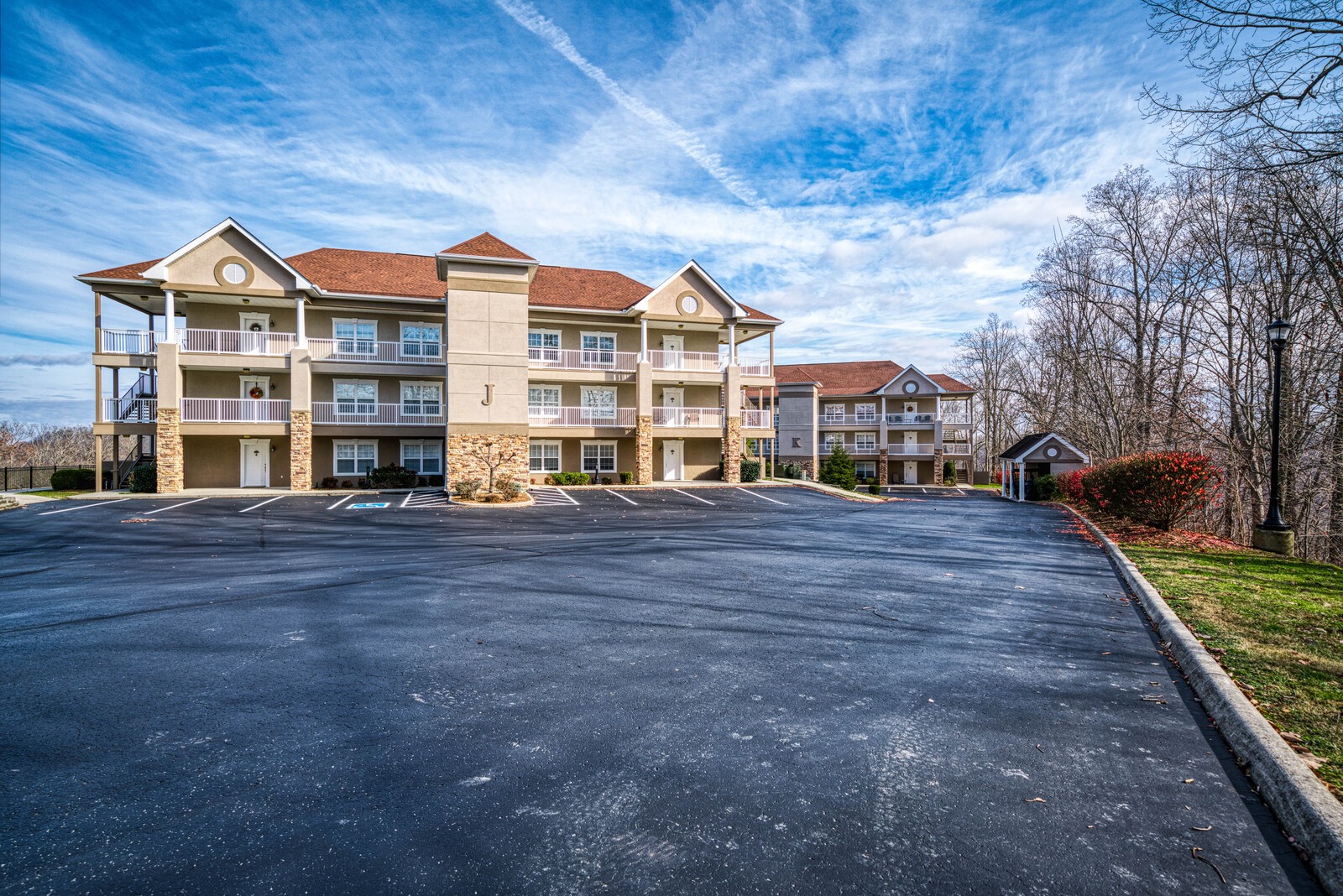 7100 Dale Ridge Road, Unit J1 Lancaster, TN 38569 - Photo 2 of 28