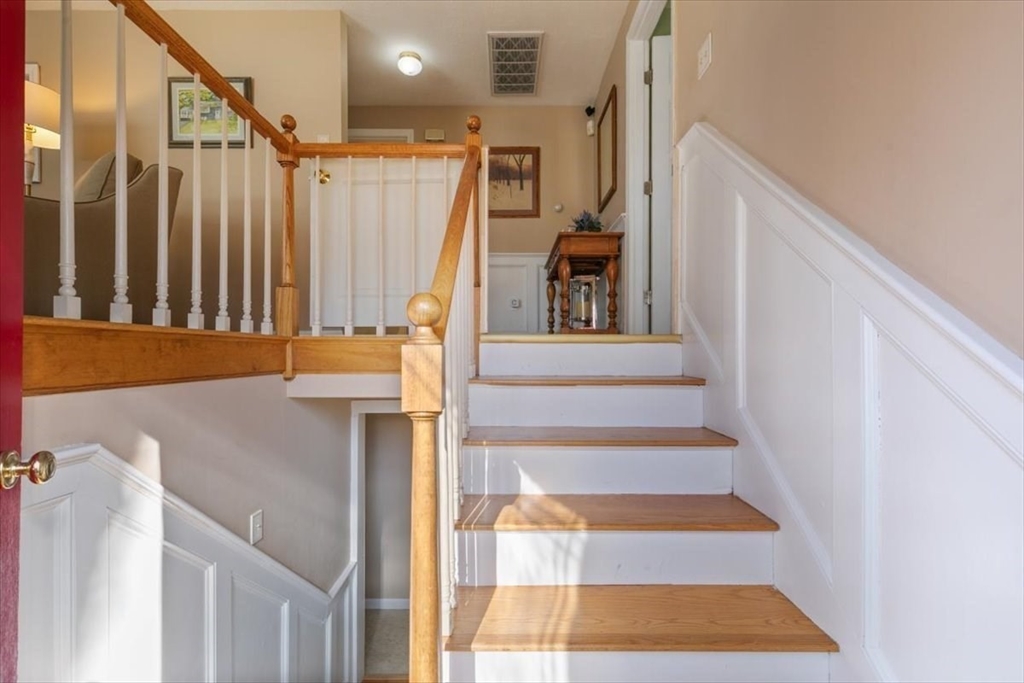 58 Oakcrest Circle Methuen, MA 01844 - Photo 23 of 41
