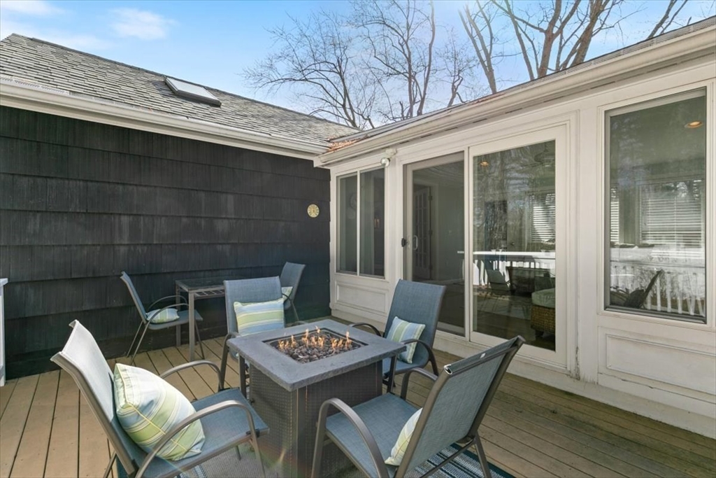 58 Oakcrest Circle Methuen, MA 01844 - Photo 31 of 41