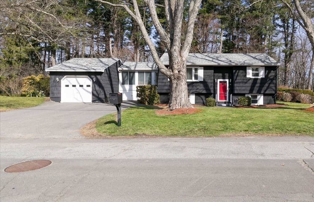 58 Oakcrest Circle Methuen, MA 01844 - Photo 36 of 41