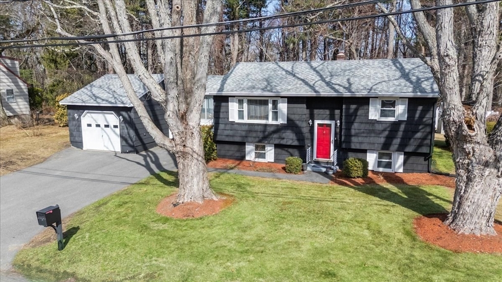 58 Oakcrest Circle Methuen, MA 01844 - Photo 37 of 41 a view of a house with a yard and tree