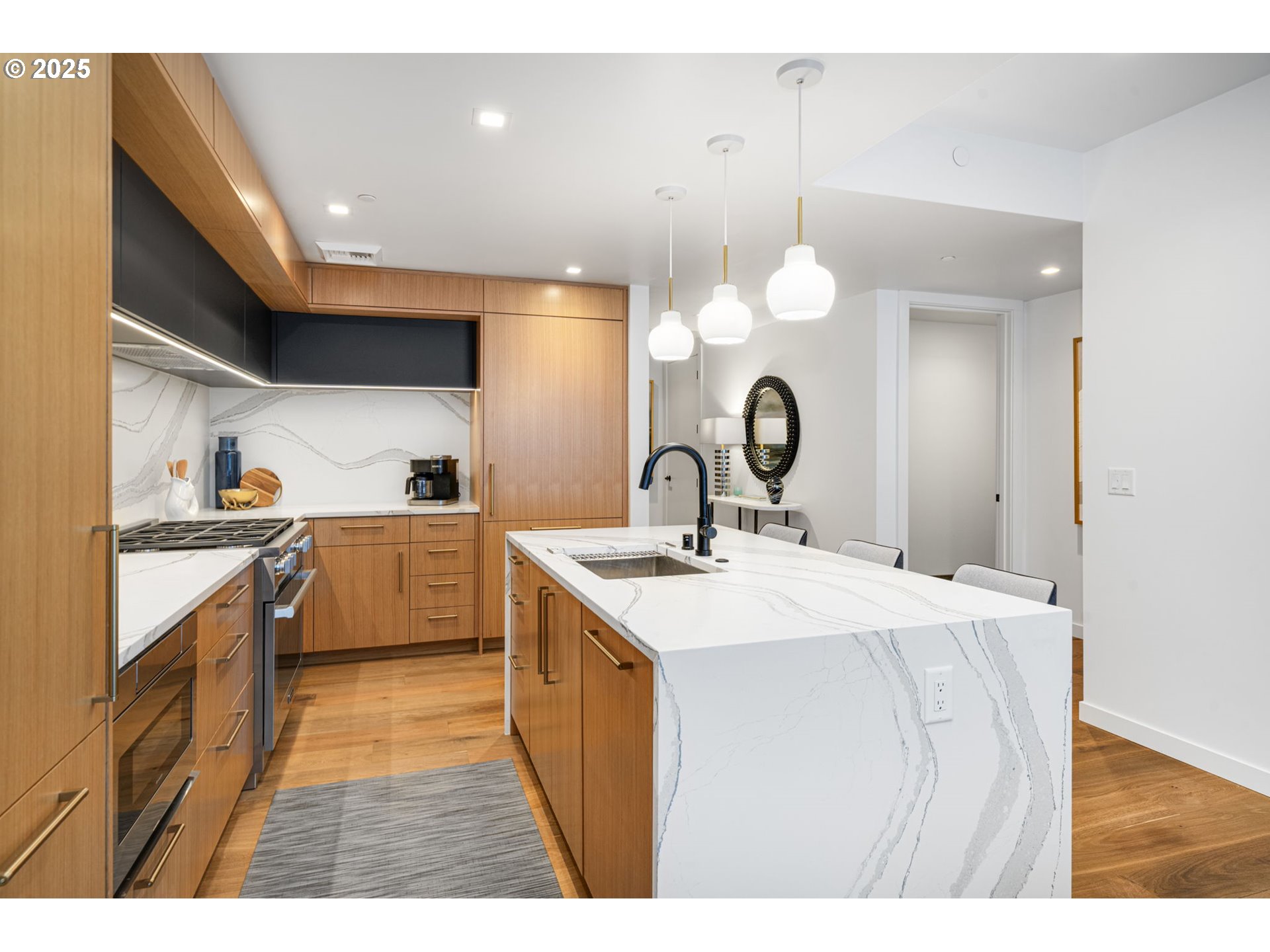 590 Waterfront Way, Unit 604 Vancouver, WA 98660 - Photo 18 of 46