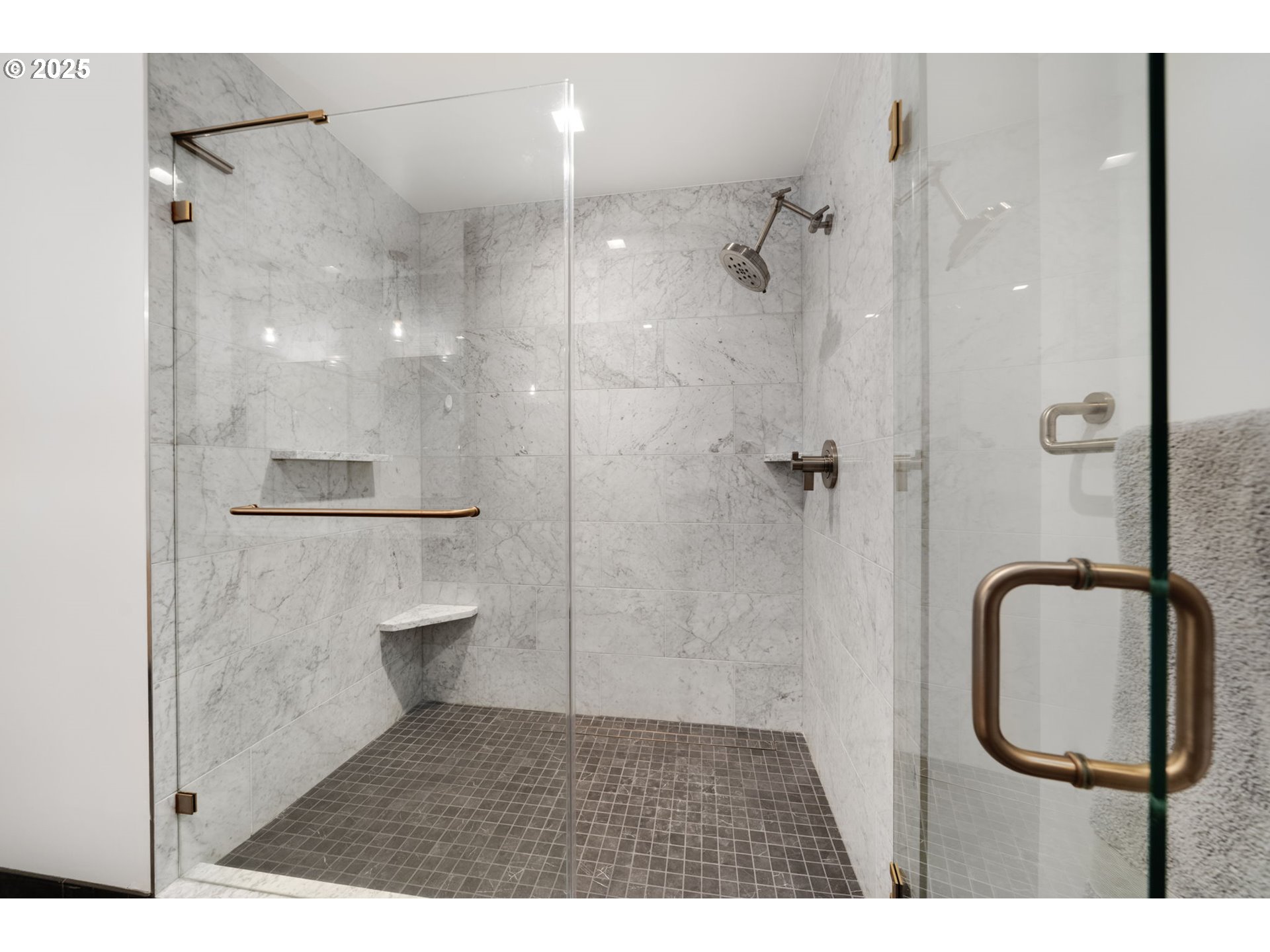 590 Waterfront Way, Unit 604 Vancouver, WA 98660 - Photo 28 of 46