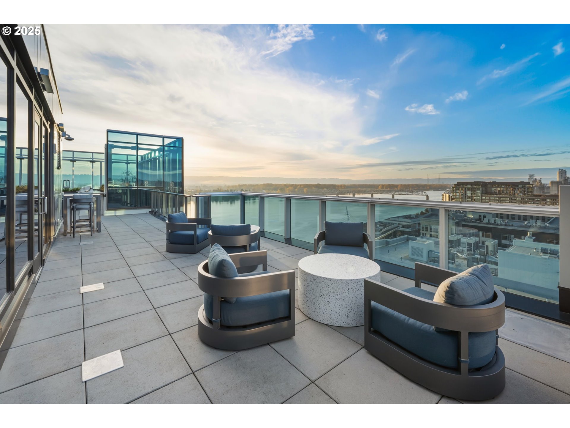 590 Waterfront Way, Unit 604 Vancouver, WA 98660 - Photo 37 of 46