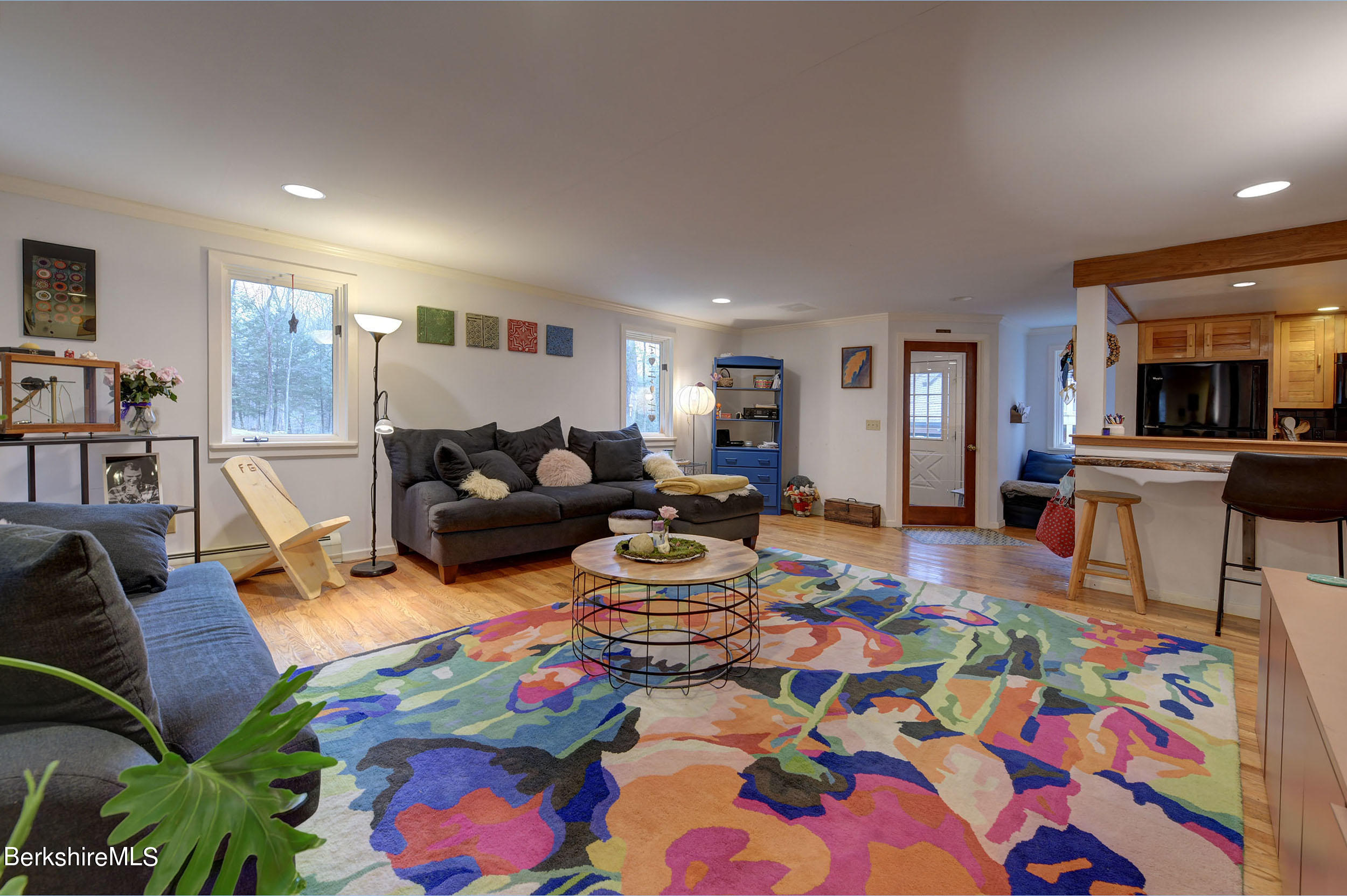 4 Robin Road West Stockbridge, MA 01236 - Photo 9 of 42 9-Living Room