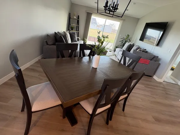 $359,990 | 994 City Heights Drive, Willmar, MN 56201