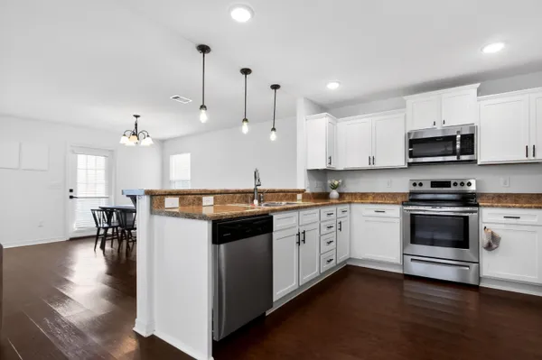 $2,200 | 507 Eisenhower Drive, Crestview, FL 32539