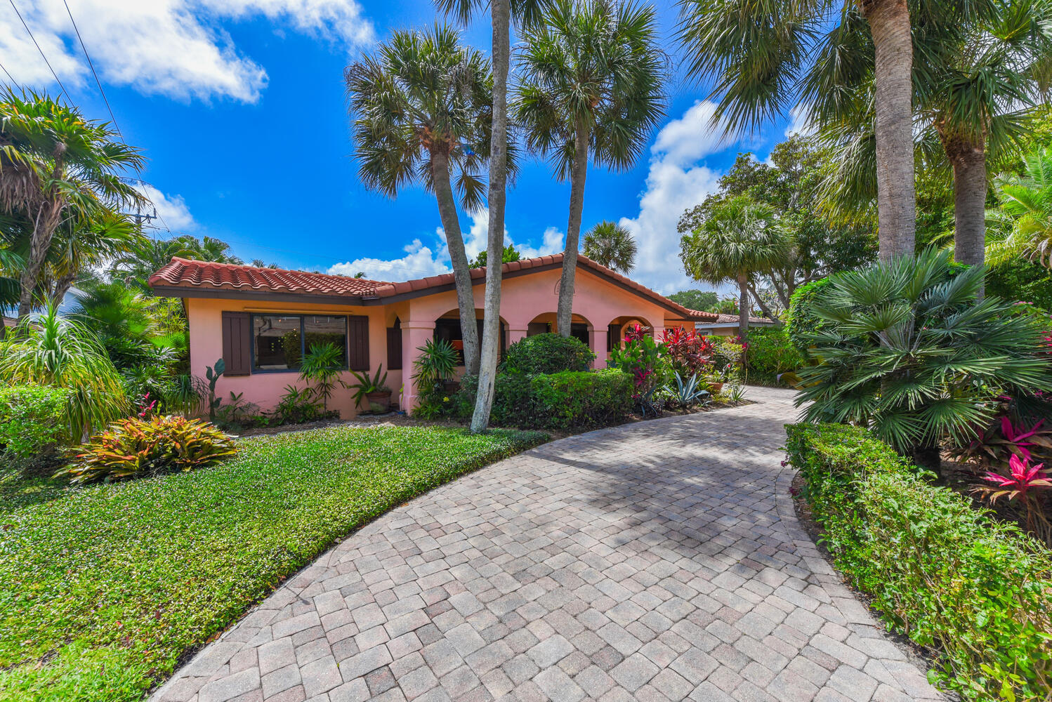 708 Northwest 6th Drive Boca Raton, FL 33486 - Photo 1 of 31 708 NW 6th Dr.