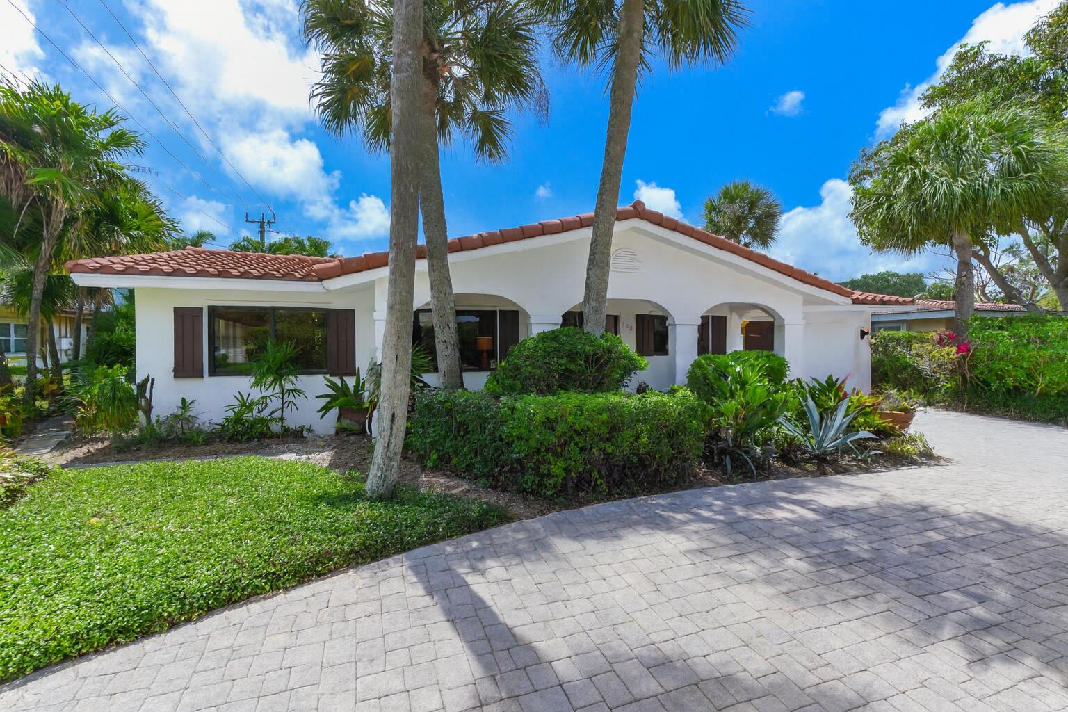 708 Northwest 6th Drive Boca Raton, FL 33486 - Photo 3 of 31 Exterior