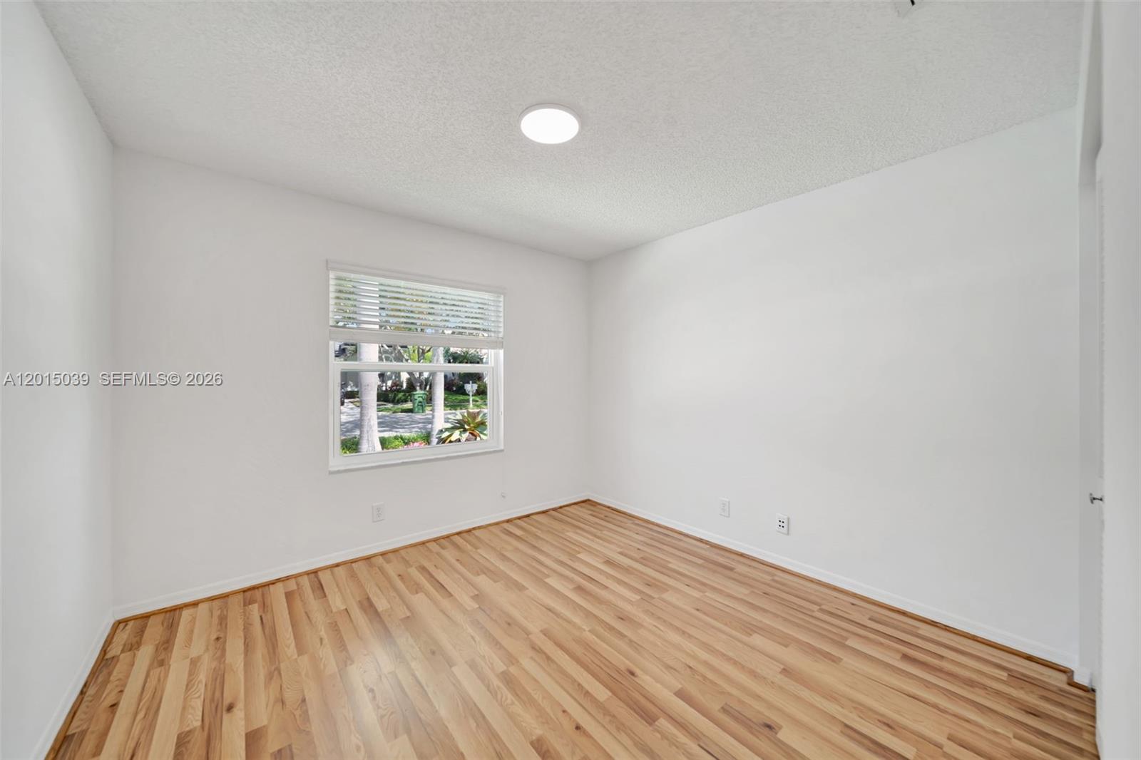 941 Briar Ridge Road Weston, FL 33327 - Photo 25 of 48 Bedroom 3