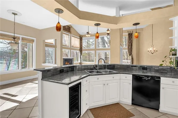 $875,000 | 4001 Tesa Court, High Point, NC 27265