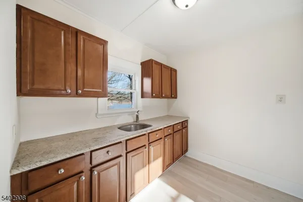 $2,977 | 75 Lakeview Terrace, Oakland, NJ 07436