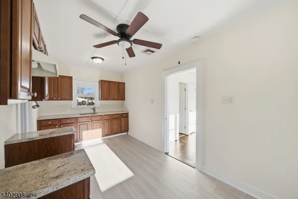 $2,977 | 75 Lakeview Terrace, Oakland, NJ 07436