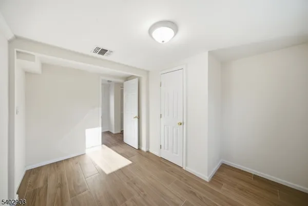 $2,977 | 75 Lakeview Terrace, Oakland, NJ 07436