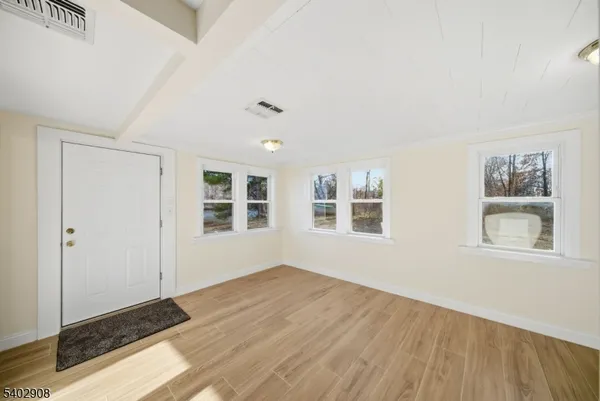 $2,977 | 75 Lakeview Terrace, Oakland, NJ 07436