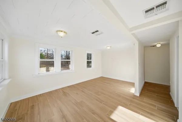 $2,977 | 75 Lakeview Terrace, Oakland, NJ 07436