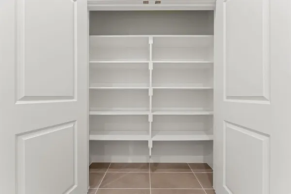 $2,900 | 2616 La Cala Drive, Grand Prairie, TX 75054