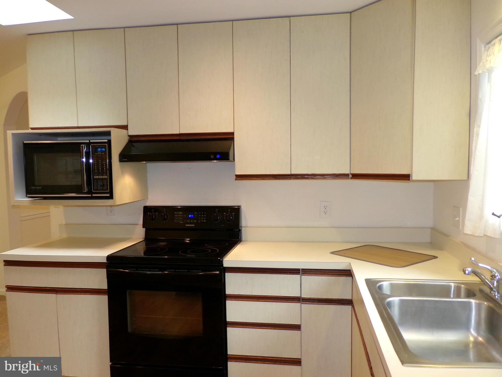 419 Birdie Road Locust Grove, VA 22508 - Photo 12 of 30 Kitchen