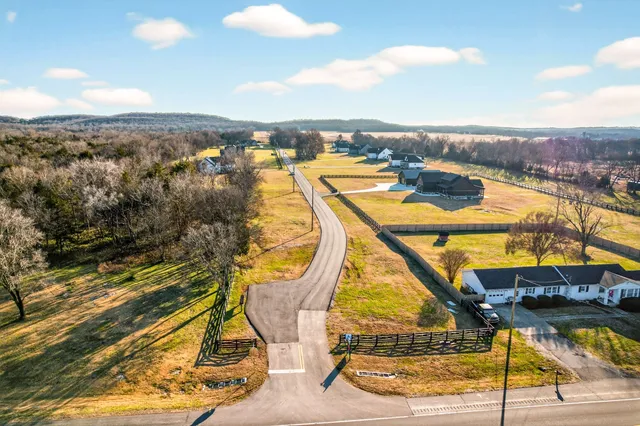 $1,175,000 | 6477 Simmons Acres Lane, Lascassas, TN 37085