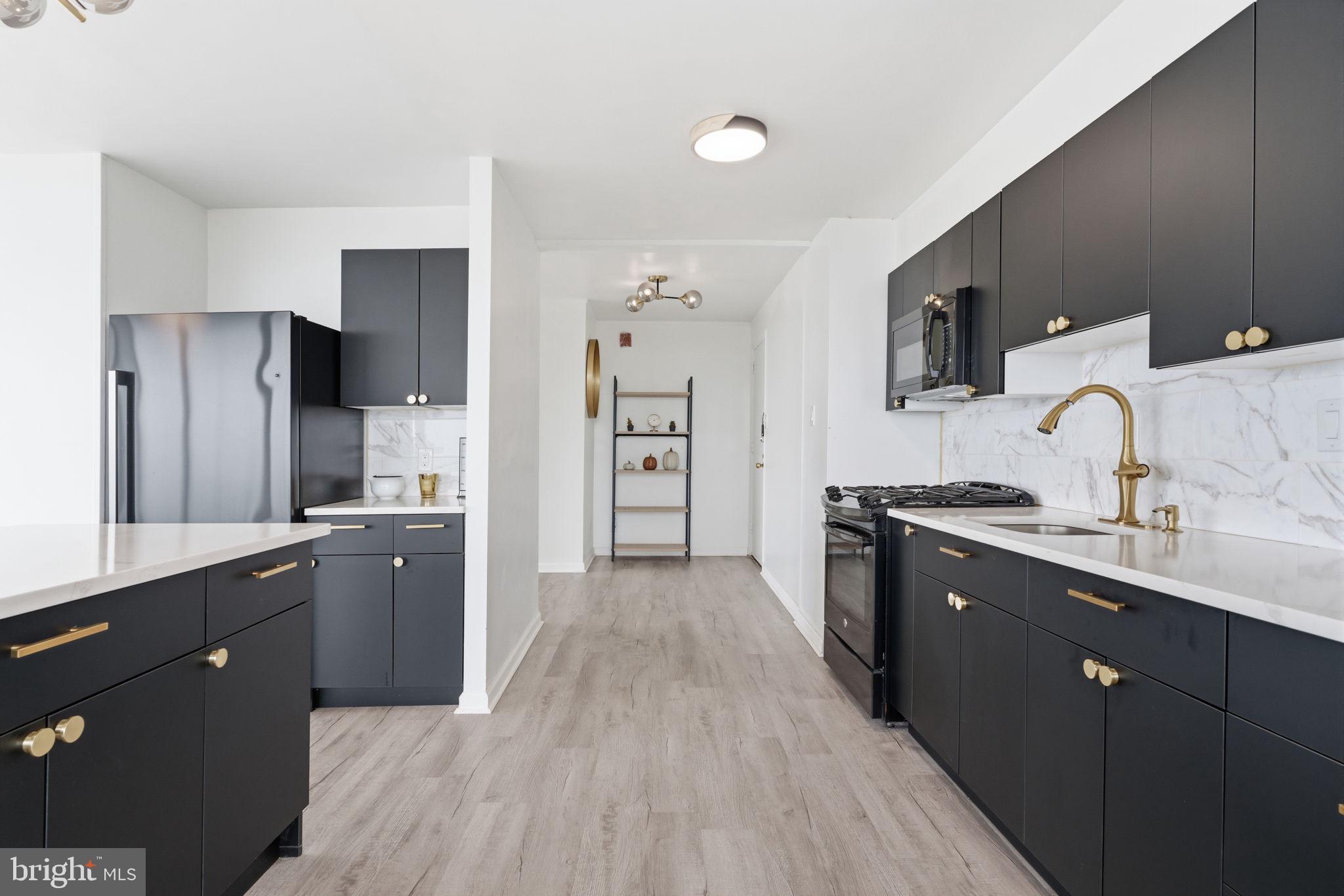 3900-00 West Ford Road, Unit 16P Philadelphia, PA 19131 - Photo 7 of 40