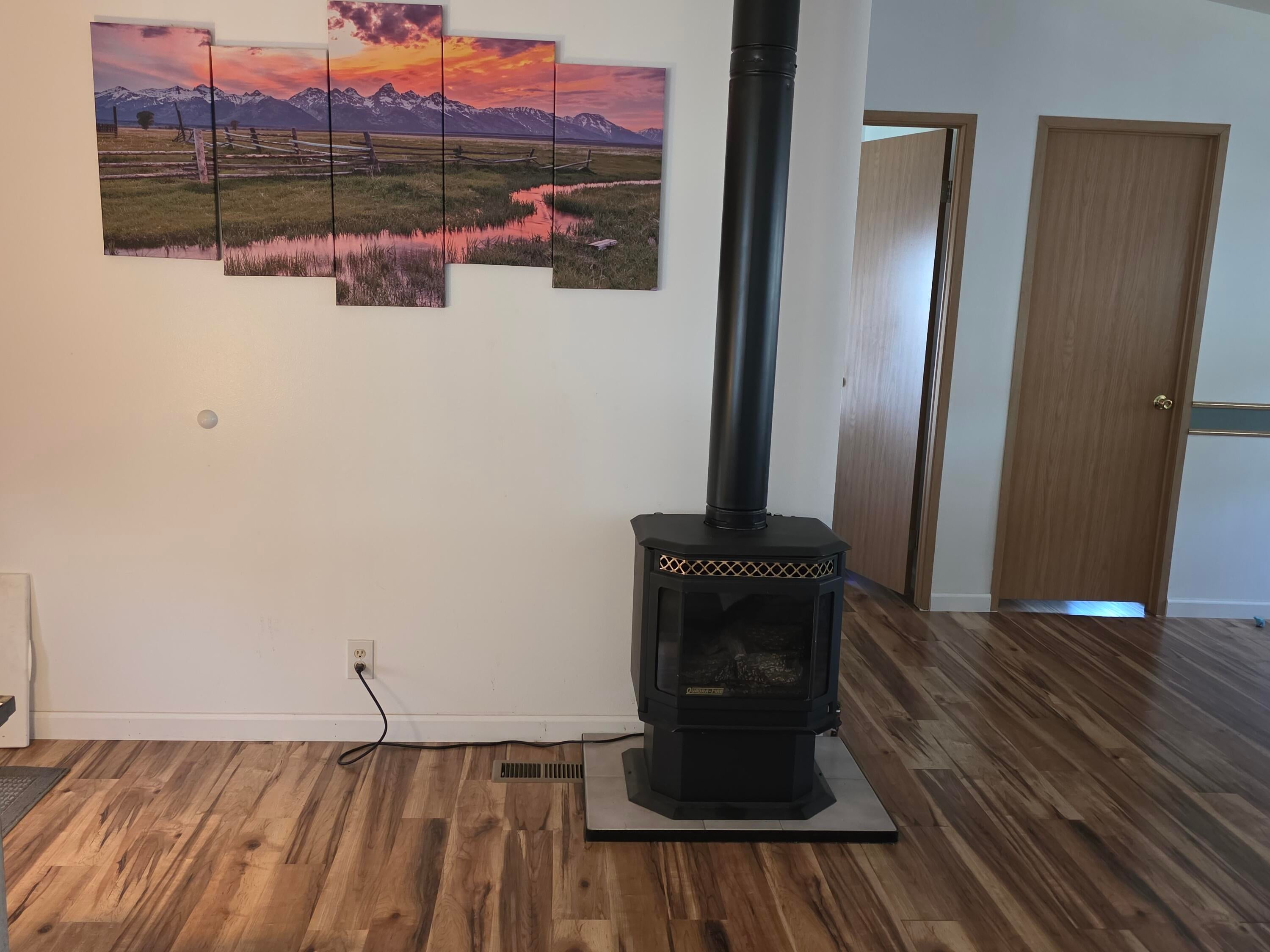 10220 Southwest Ruth Drive Culver, OR 97734 - Photo 11 of 28 4694