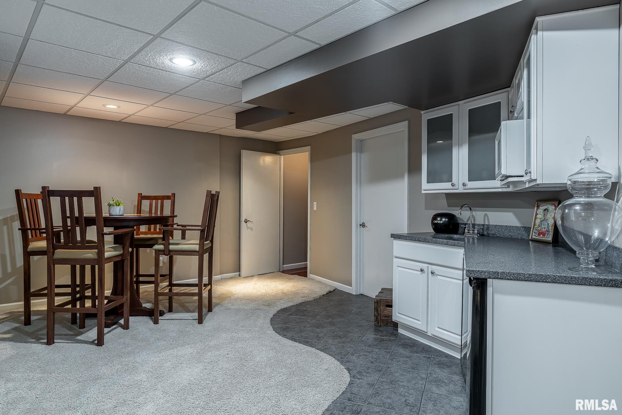 6401 Utica Ridge Road, Unit 13 Davenport, IA 52807 - Photo 19 of 25 Gallery Image 19