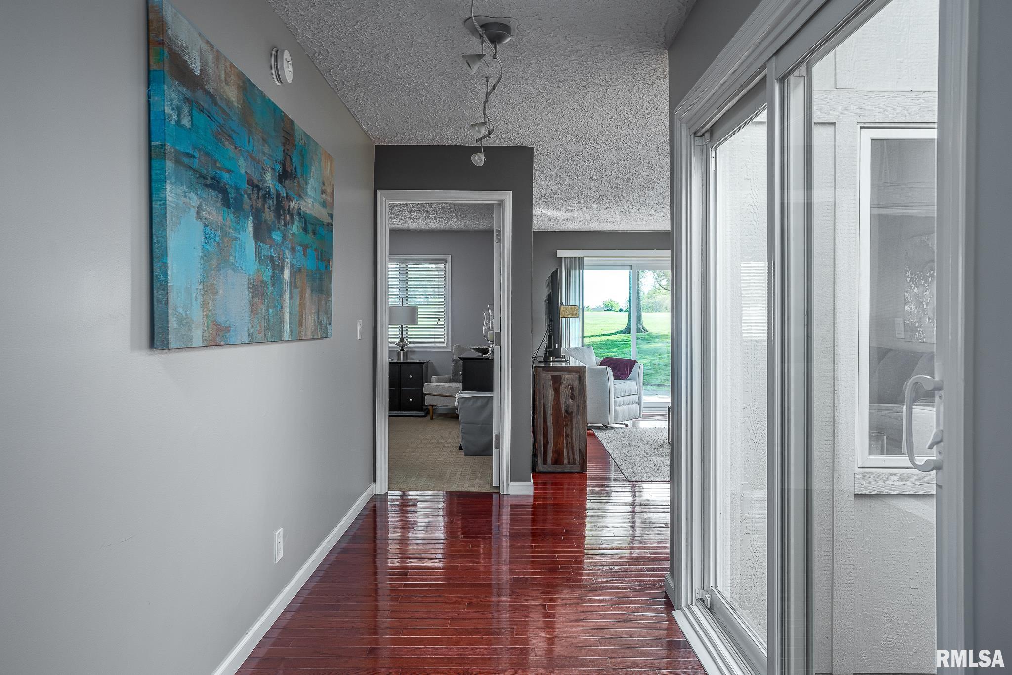 6401 Utica Ridge Road, Unit 13 Davenport, IA 52807 - Photo 10 of 25 Gallery Image 10