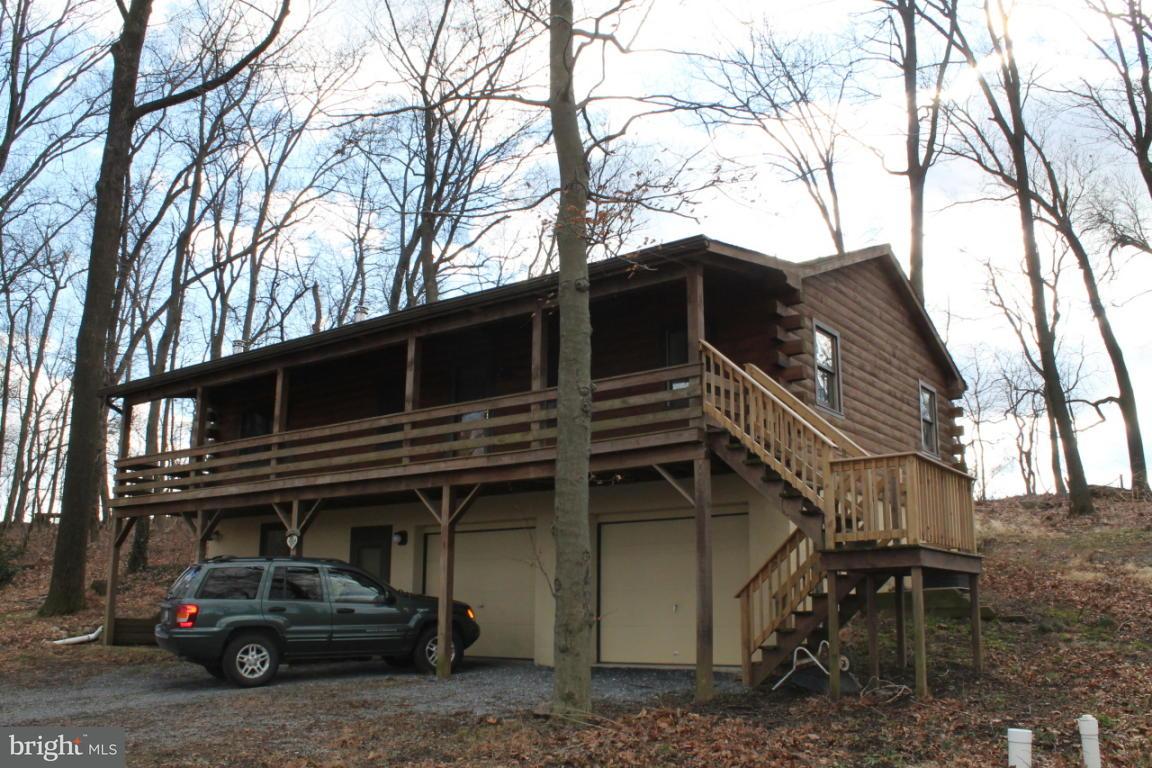 942 Amosite Road Elizabethtown, PA 17022 - Photo 3 of 20 Gallery Image 3